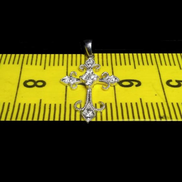 Solid 14k White Gold Genuine Diamonds Filigree Cross Necklace 18" New WOT - Picture 4 of 12